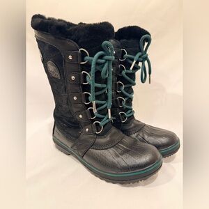 Sorel Tivoli III Tall Waterproof Boots Black/Teal Worn Once Size 8
